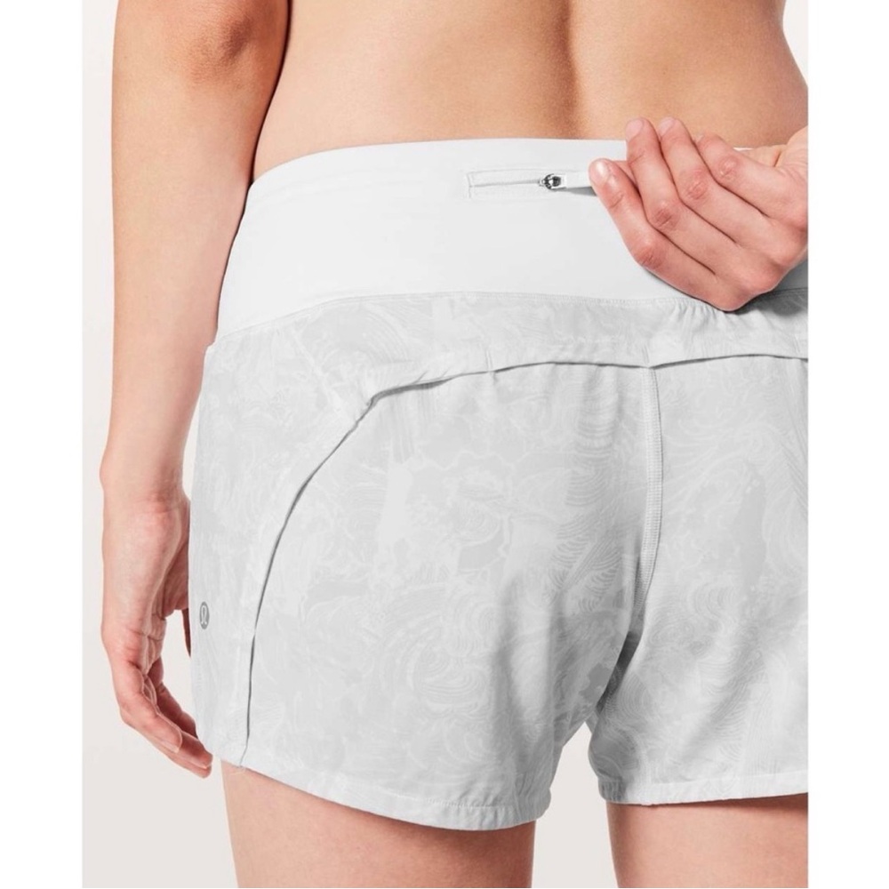 •LULULEMON• speed up short 4” white eternal wave